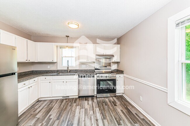 Building Photo - 6431 Applewhite Rd