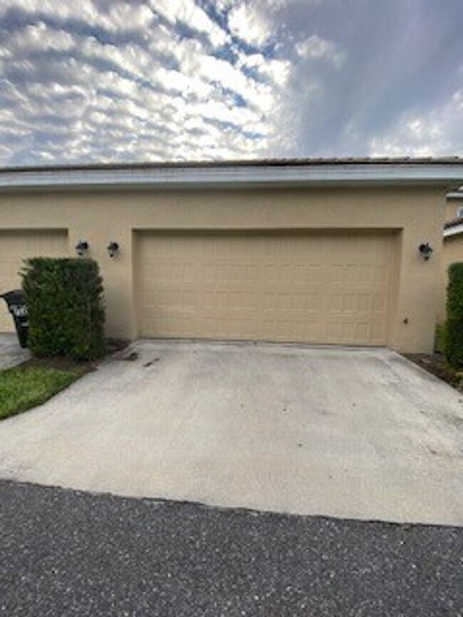 Building Photo - 3 br, 2.5 bath House - 7677 RIPPLEPOINT WAY