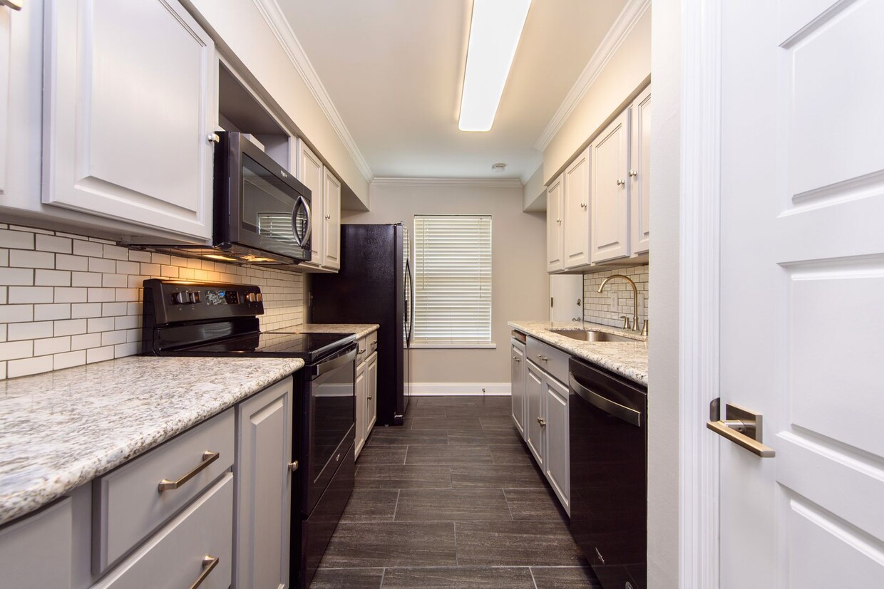 Foto principal - 1701 Lobdell Ave