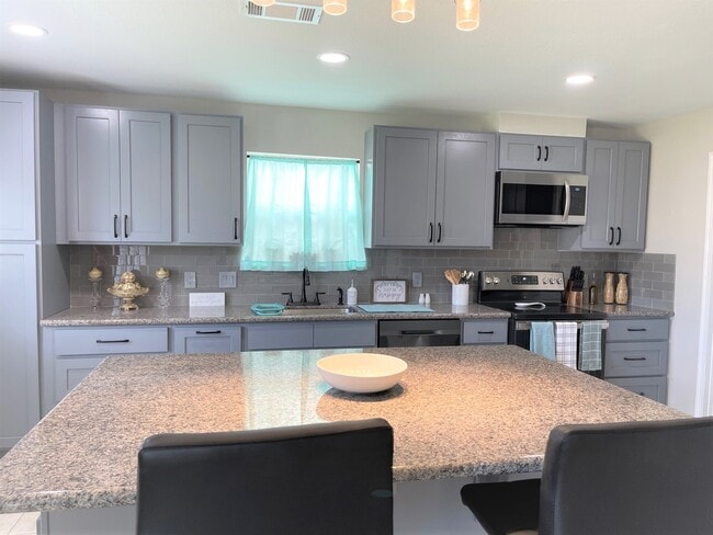 Foto del edificio - 15406 Bay Lodge Ln