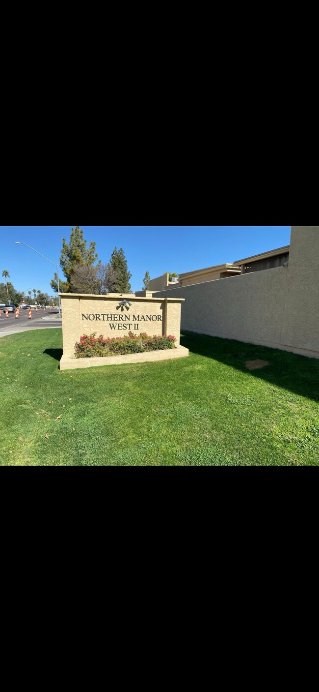 Building Photo - 5813 W Gelding Dr