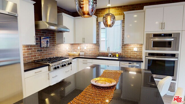 Foto del edificio - 12860 S Seaglass Cir