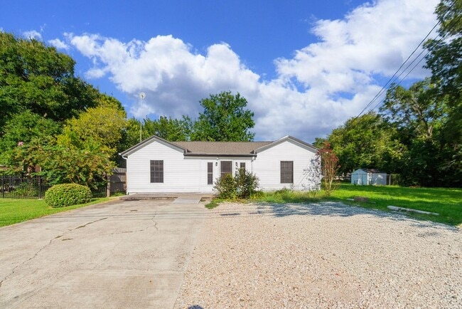 Foto del edificio - 2523 S Broadway St