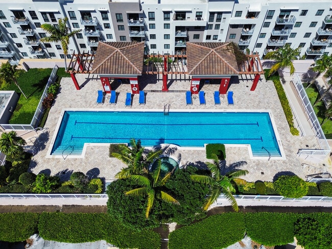 Foto del edificio - 410 Evernia St