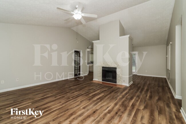 Foto del edificio - 3765 Willow Ridge Rd
