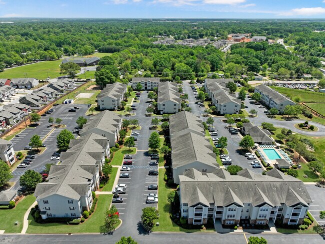 Foto del edificio - The Preserve at West View