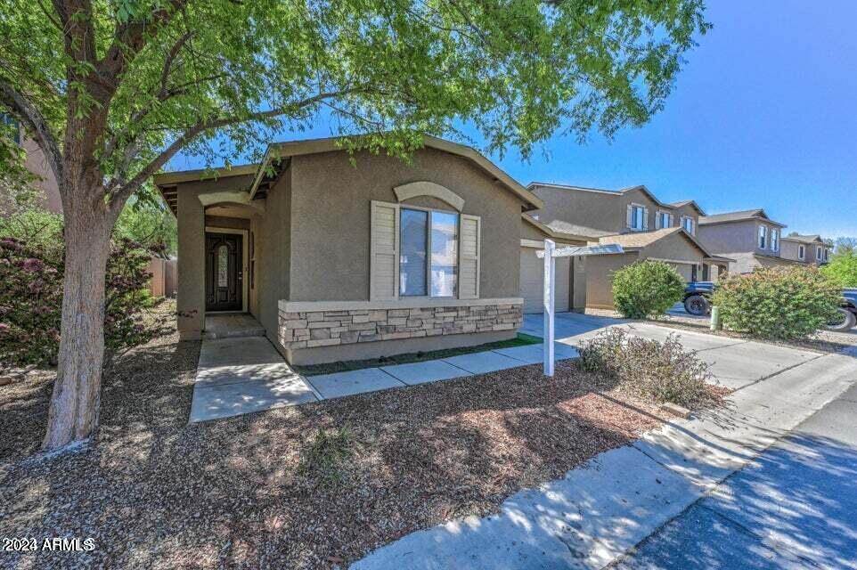 Foto principal - 2477 E Meadow Land Dr