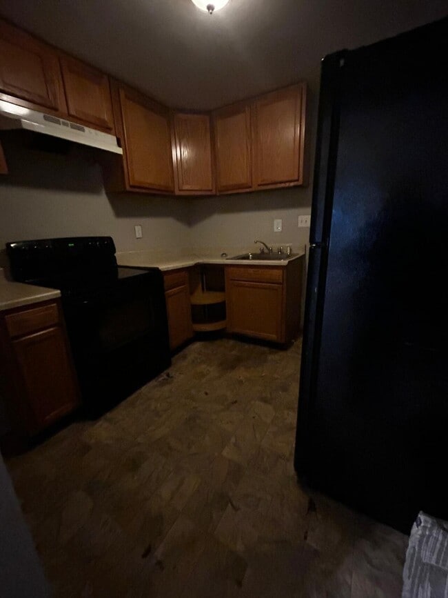 Building Photo - 2445 Washington Blvd