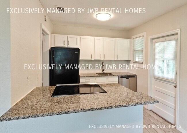 Building Photo - 8068 Paul Jones Dr