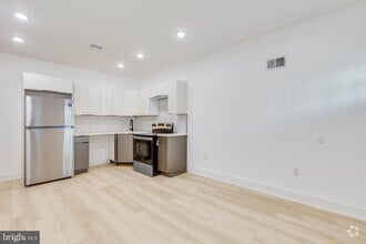 Building Photo - 6027 Delancey St