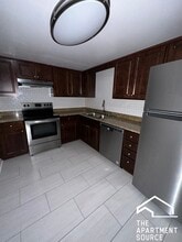 Building Photo - 525 N Quentin Rd