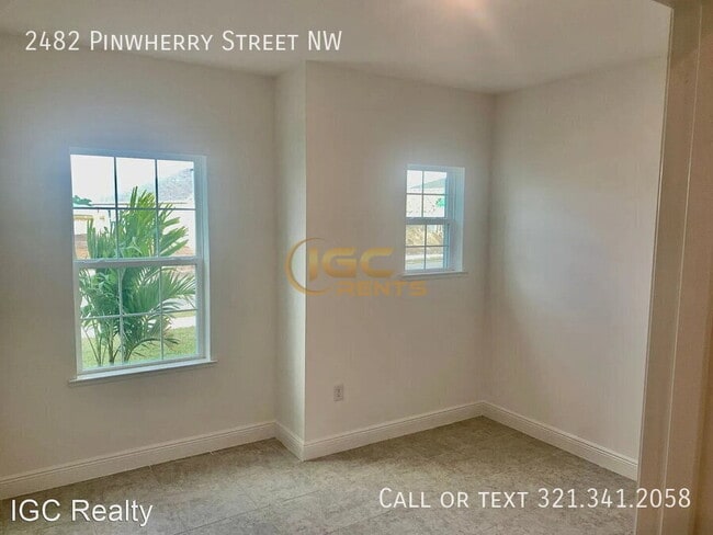 Building Photo - 2482 Pinwherry St