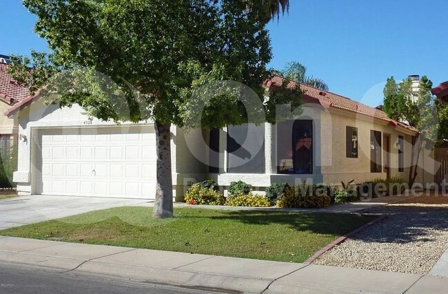 Photo - 4520 E Wildwood Dr House