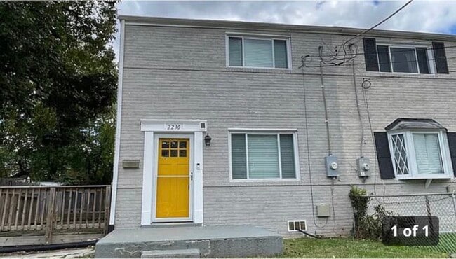 Photo - 2230 Houston St Townhome