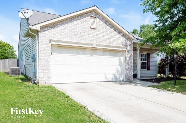 Foto del edificio - 15541 Outside Trail