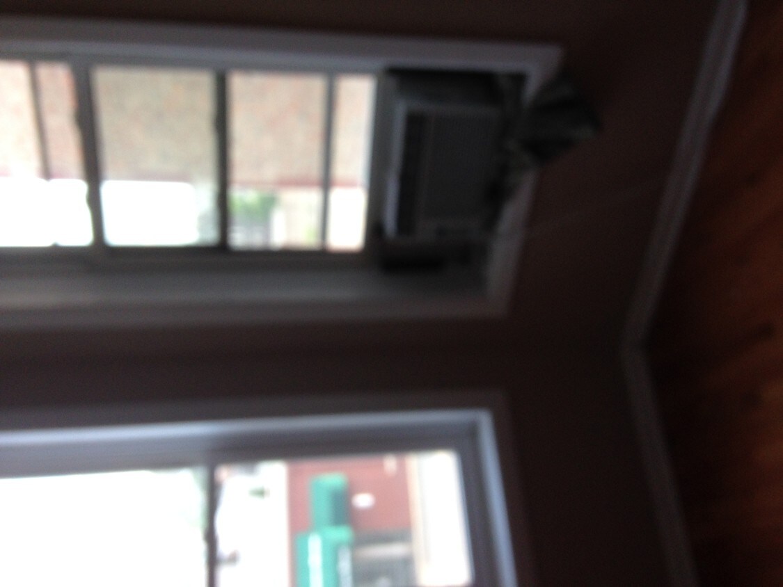 Foto principal - 2632 W Cermak Rd