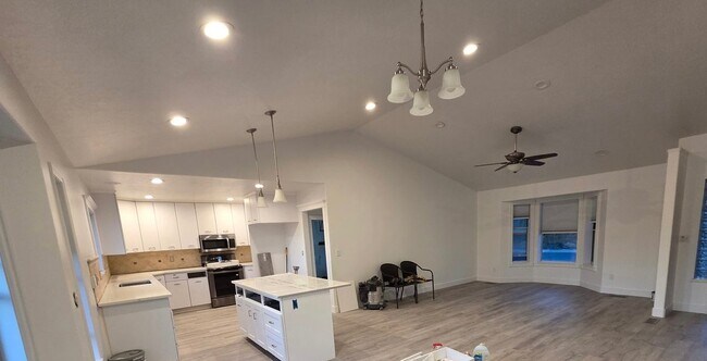 Foto del edificio - 1821 280 West