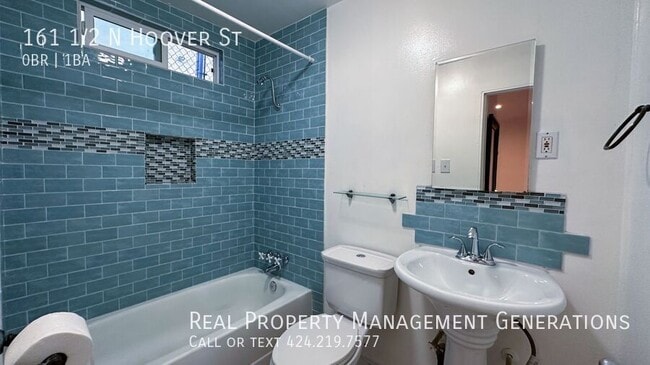 Foto del edificio - 161 1/2 N Hoover St-