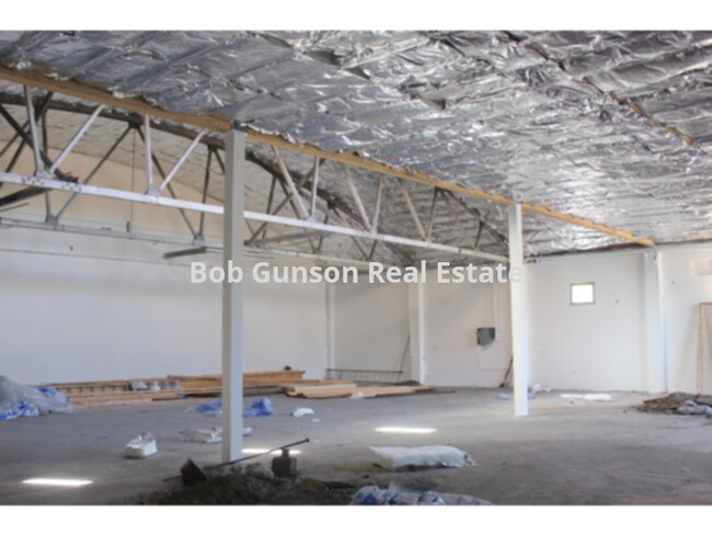 Building Photo - Commercial Warehouse