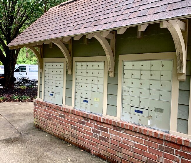 Foto del edificio - 402 Andrea Ln