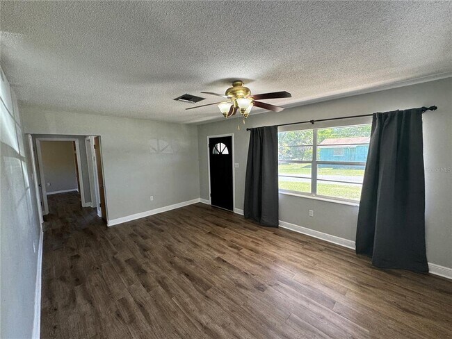 Foto del edificio - 460 Mt Vernon Ct
