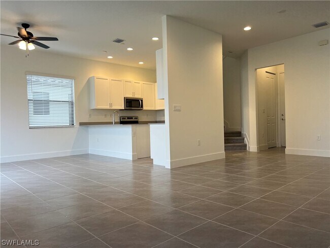 Building Photo - 5642 Argento Dr