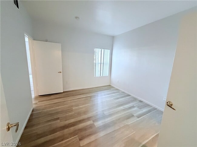 Foto del edificio - 7255 W Sunset Rd