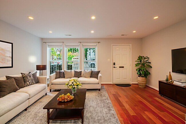 Foto del edificio - 1111 Harvard St NW
