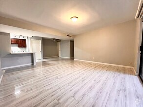 Building Photo - 8419 Hearth Dr