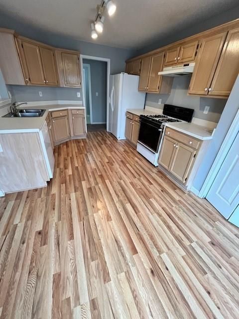 Foto del edificio - 175 Boxford Ct