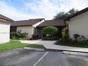 Building Photo - 15207 SW 46th Ln