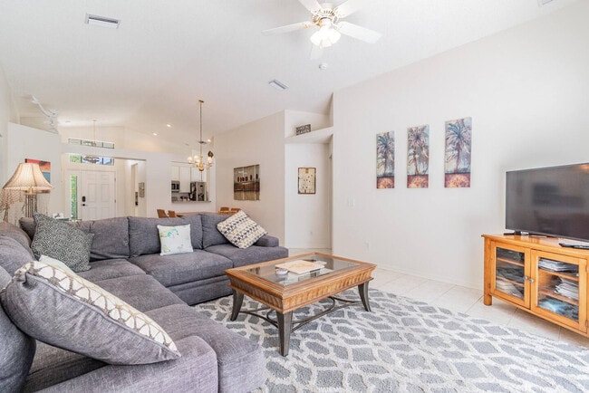 Building Photo - 4626 Turtle Bay Terrace