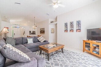 Building Photo - 4626 Turtle Bay Terrace