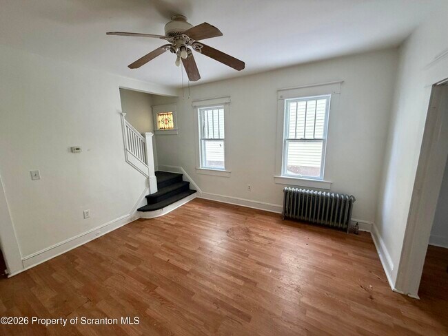 Building Photo - 202 William St