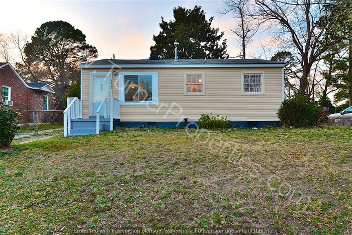 Primary Photo - 5911 Farrow Rd, Columbia, SC 29203
