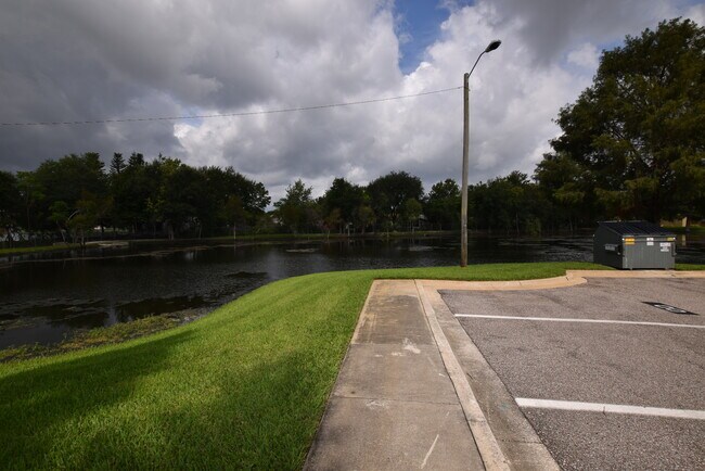 Foto del edificio - 2 bedroom 2 bath codominium for rent at 86...