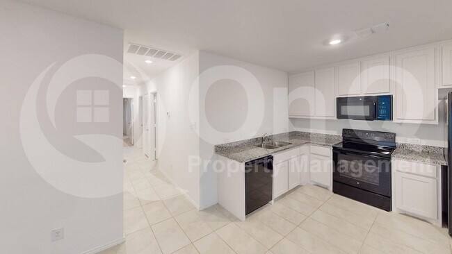 Building Photo - 204 Thresher Ln