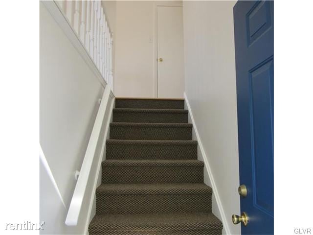 Building Photo - 2 br, 1 bath Apartment - 1327 S Fountain St
