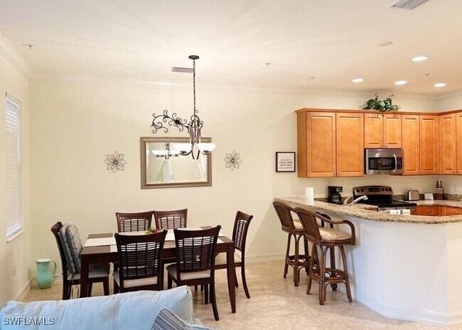 Building Photo - 9082 Albion Ln S