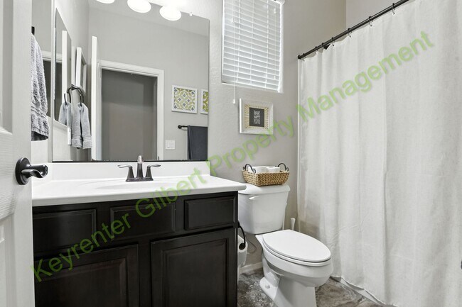 Foto del edificio - Luxury Living in Gilbert’s Adora Trails Co...