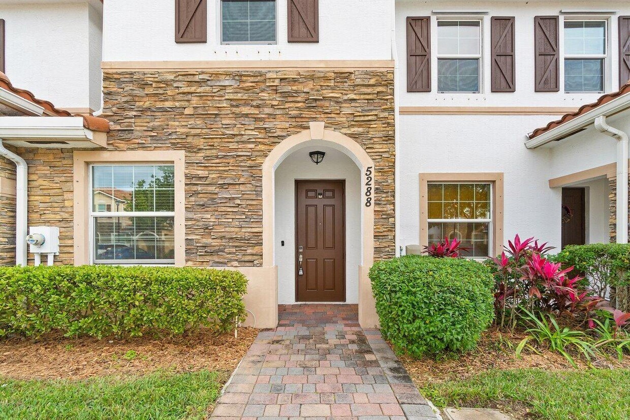 Foto principal - 5288 Ashley River Rd