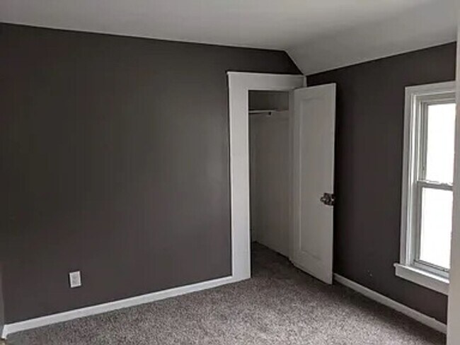 Foto del edificio - 407 Fourth Street