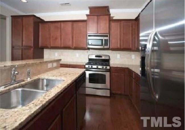 Building Photo - 1112 Falcon Ridge Ln