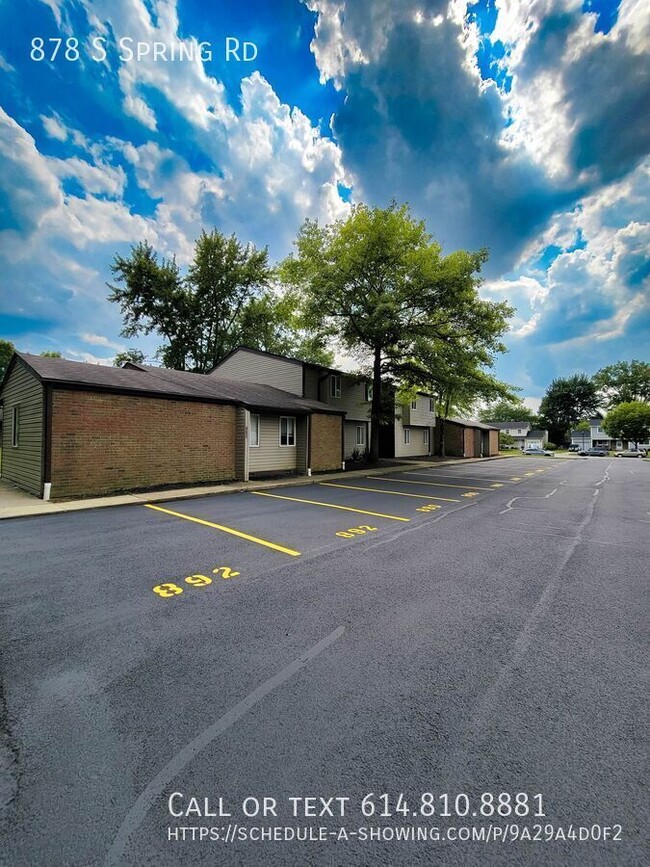 Building Photo - Three Bedroom Apartment in Westerville