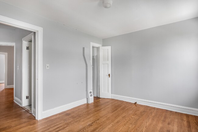 Foto del edificio - 1030 N Luzerne Ave
