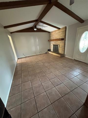 Foto del edificio - 105 Stiles Dr