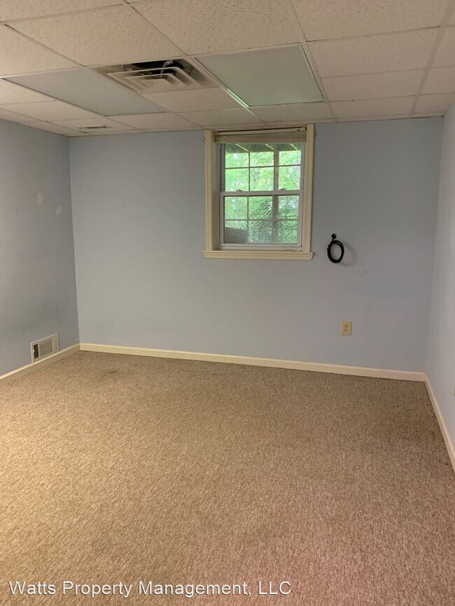 Building Photo - 3 br, 2 bath House - 761 Red Hill Road