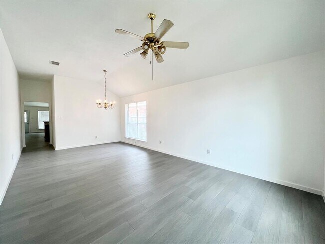 Building Photo - 6019 Settlers Village Dr