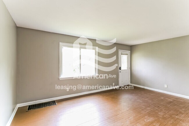 Foto del edificio - 2265 Lexington Ave