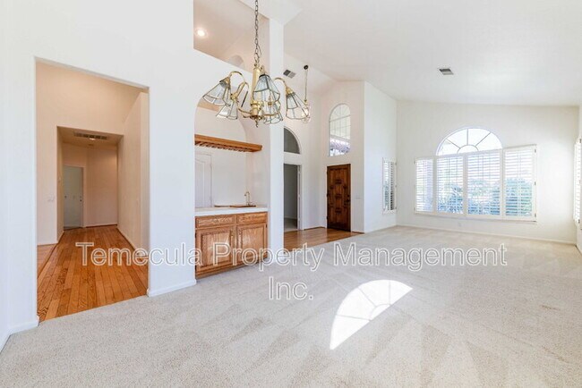 Building Photo - 31429 Corte Tunas